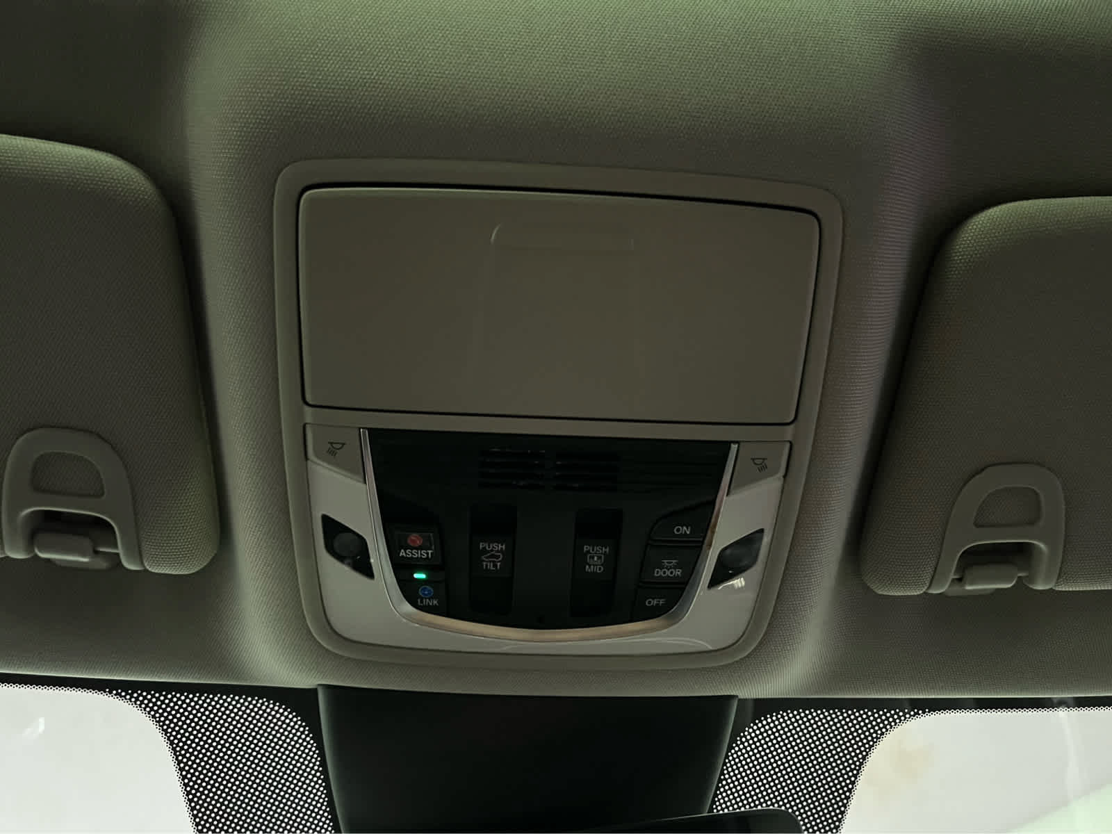 Certified 2023 Acura MDX SH-AWD w/ Advance Package image 16