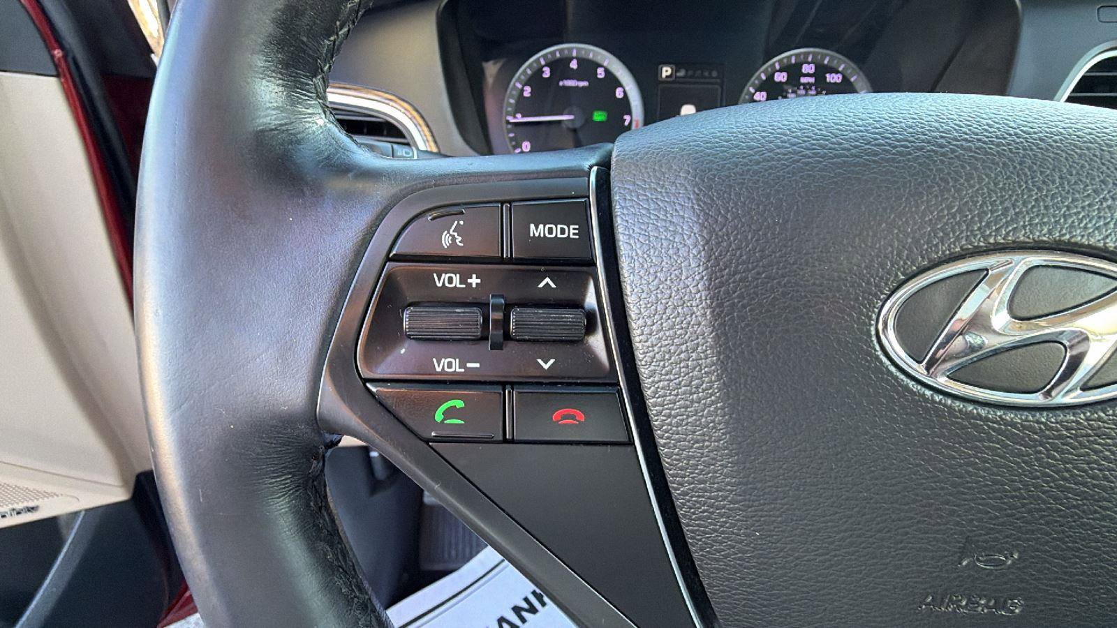 Used 2016 Hyundai Sonata Limited w/ Option Group 04 image 16