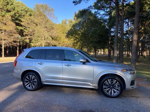 Used 2021 Volvo XC90 T6 Momentum w/ Climate Package image 2