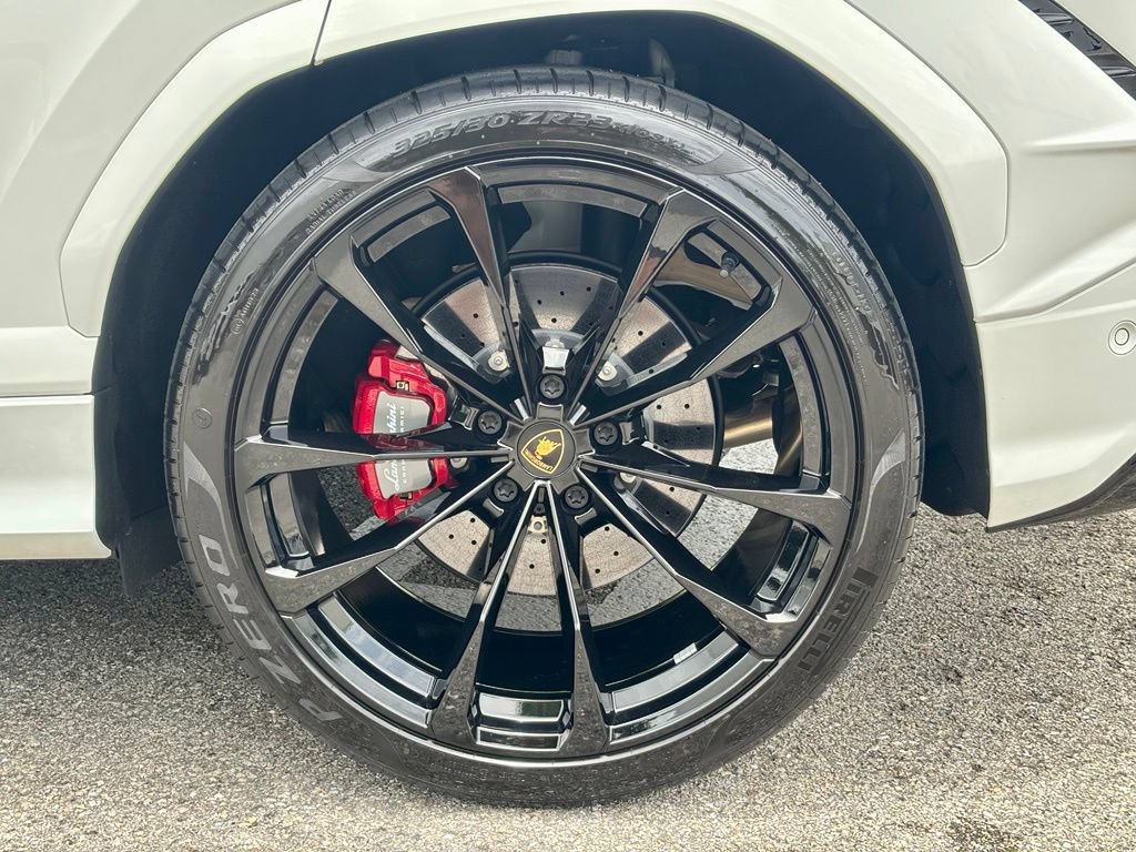 Used 2024 Lamborghini Urus S AWD/4WD image 16