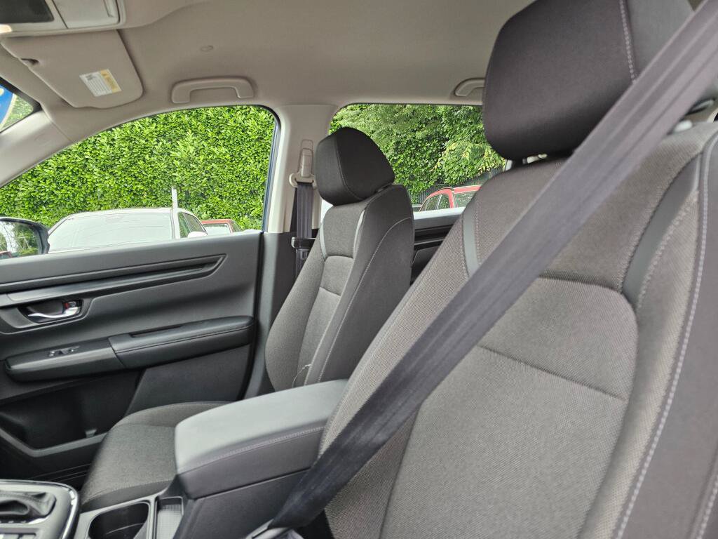 Used 2023 Honda CR-V LX image 24