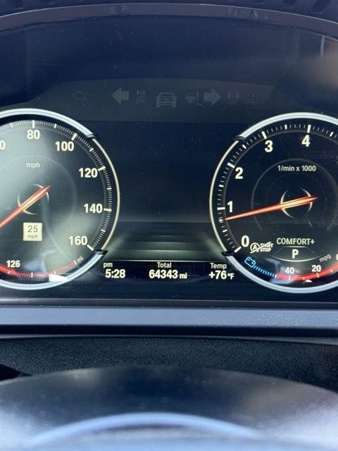 Used 2015 BMW 750Li xDrive AWD/4WD image 6