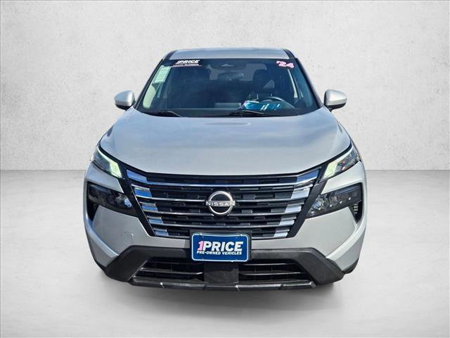 Used 2024 Nissan Rogue SV video 2