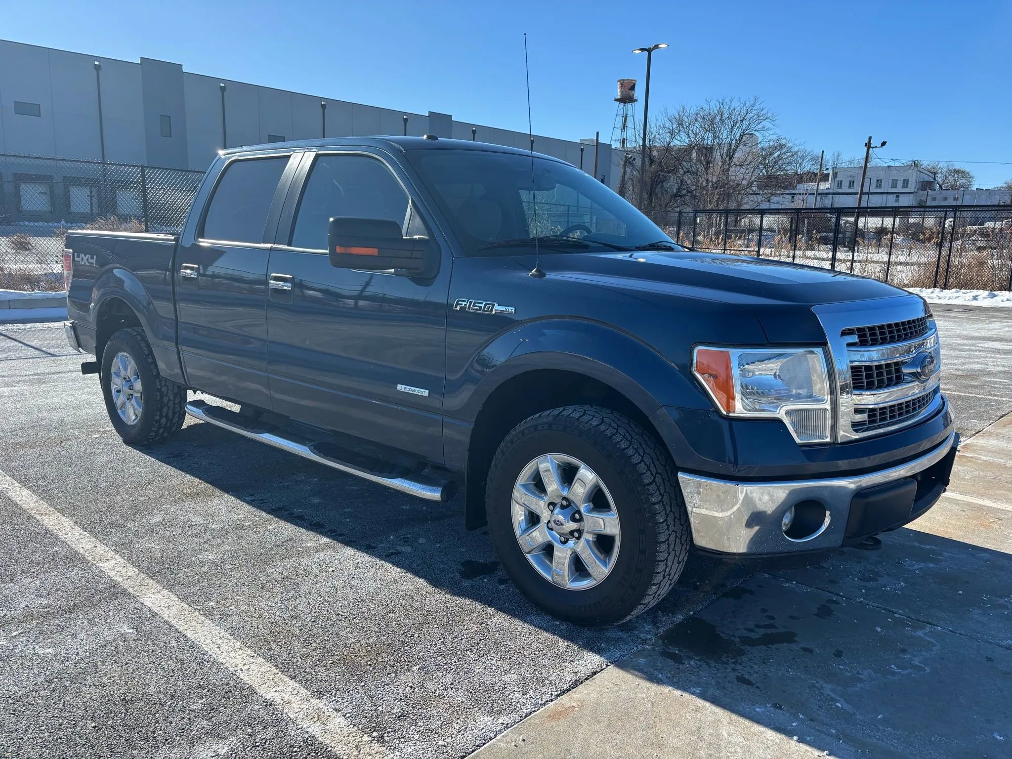 Used 2013 Ford F150 XLT w/ Luxury Equipment Group image 12