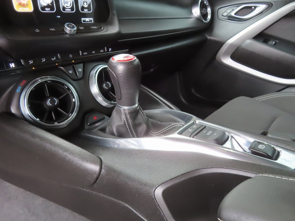 Used 2018 Chevrolet Camaro SS image 20