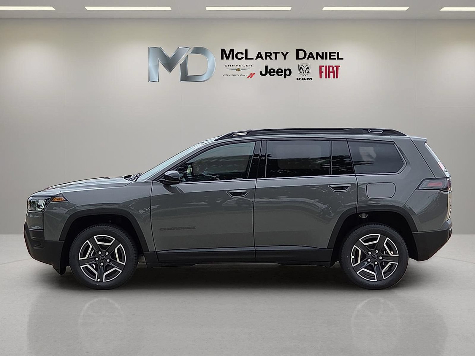 New 2026 Jeep Cherokee Limited AWD/4WD image 3