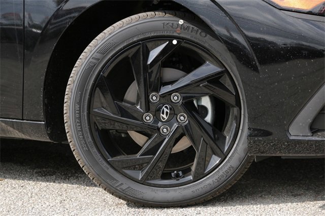 New 2026 Hyundai Elantra Sport image 2