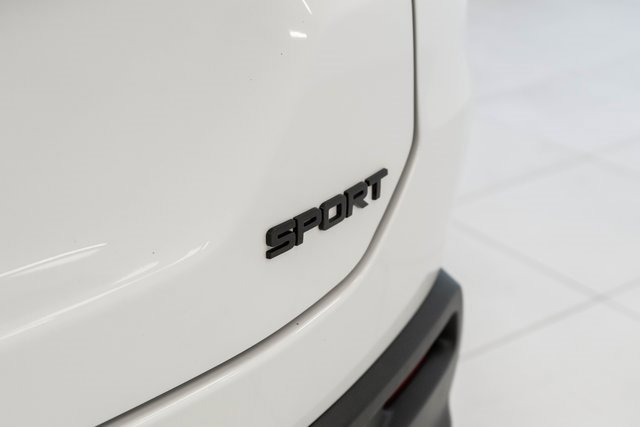 Used 2025 Honda Pilot Sport image 10