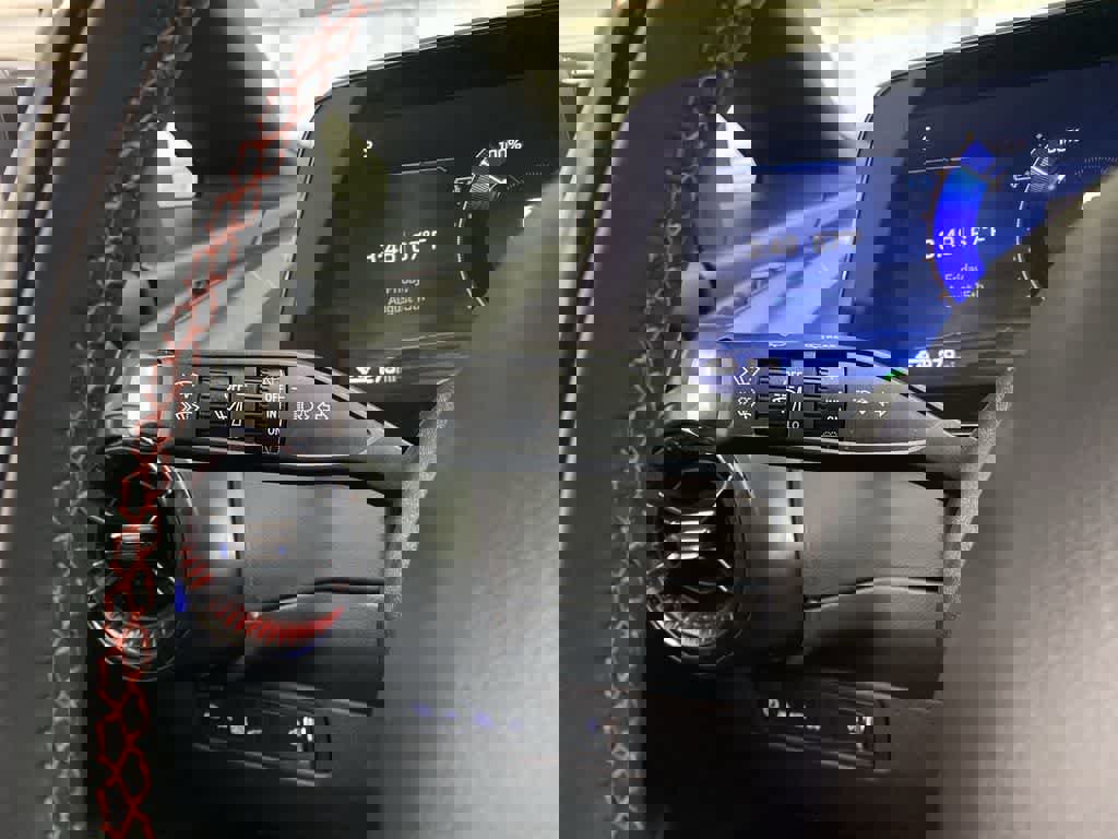 Used 2024 Chevrolet Equinox EV RS image 23