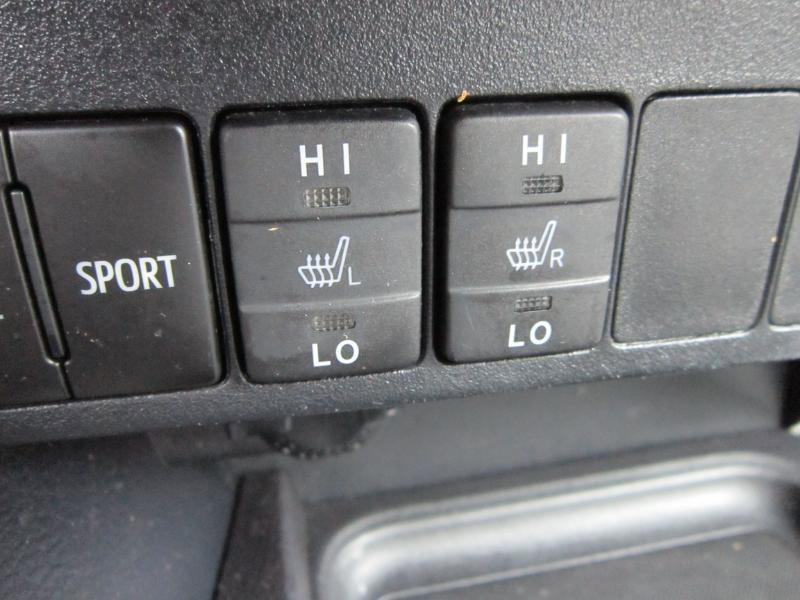 Used 2016 Toyota RAV4 Limited image 24