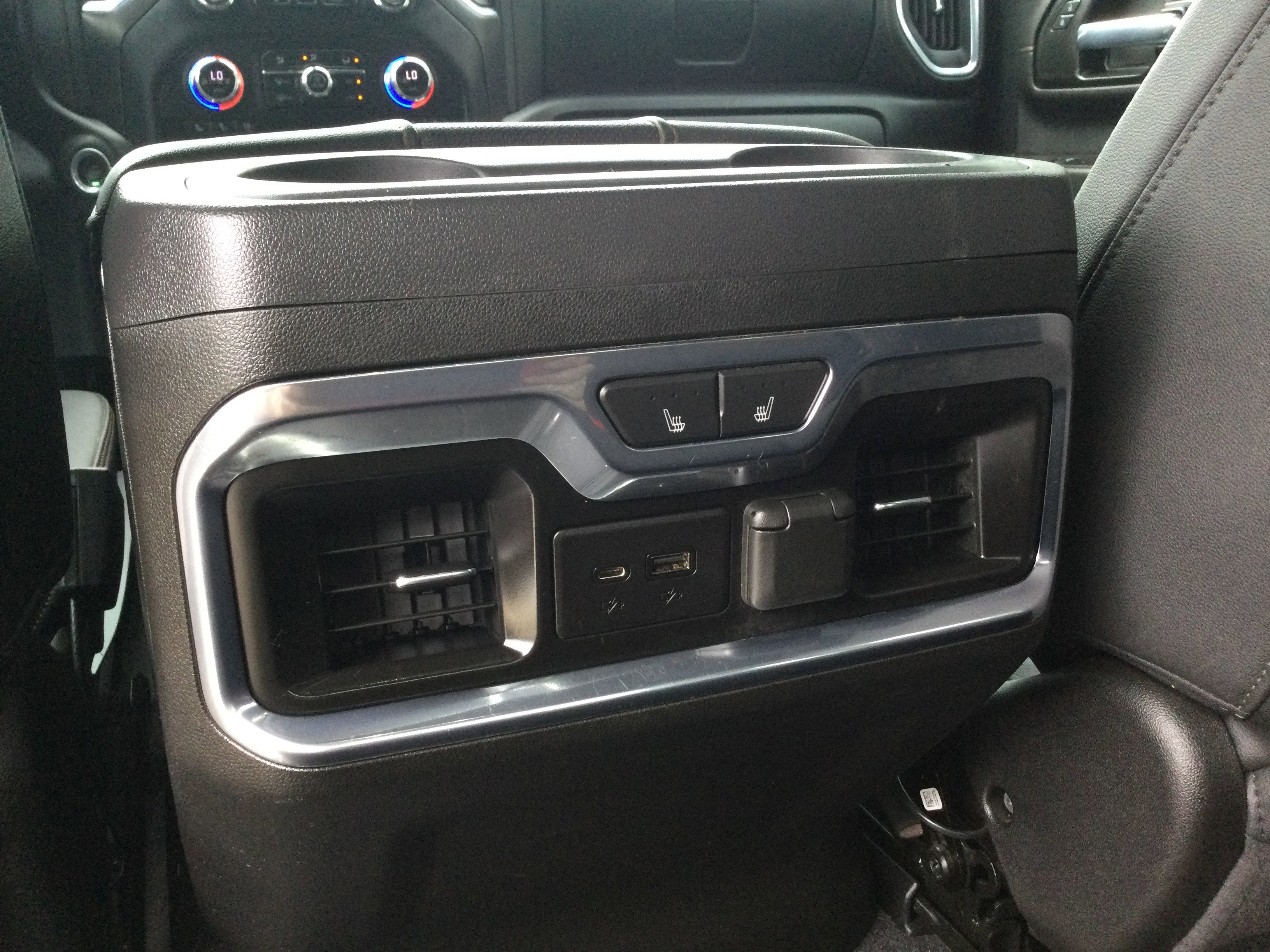 Used 2021 GMC Sierra 2500 AT4 w/ AT4 Premium Plus Package AWD/4WD image 12