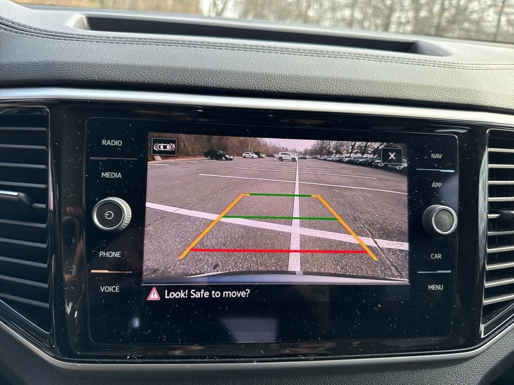 Used 2023 Volkswagen Atlas SEL R-Line image 13