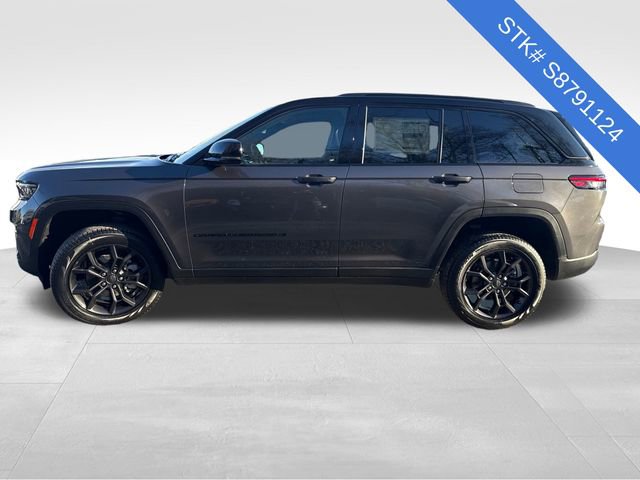 New 2025 Jeep Grand Cherokee Limited AWD/4WD image 4