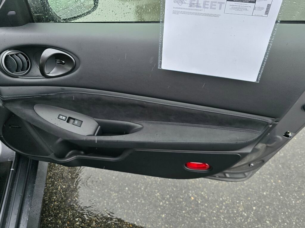 Used 2024 Nissan Z Performance w/ Floor Mat Package image 10