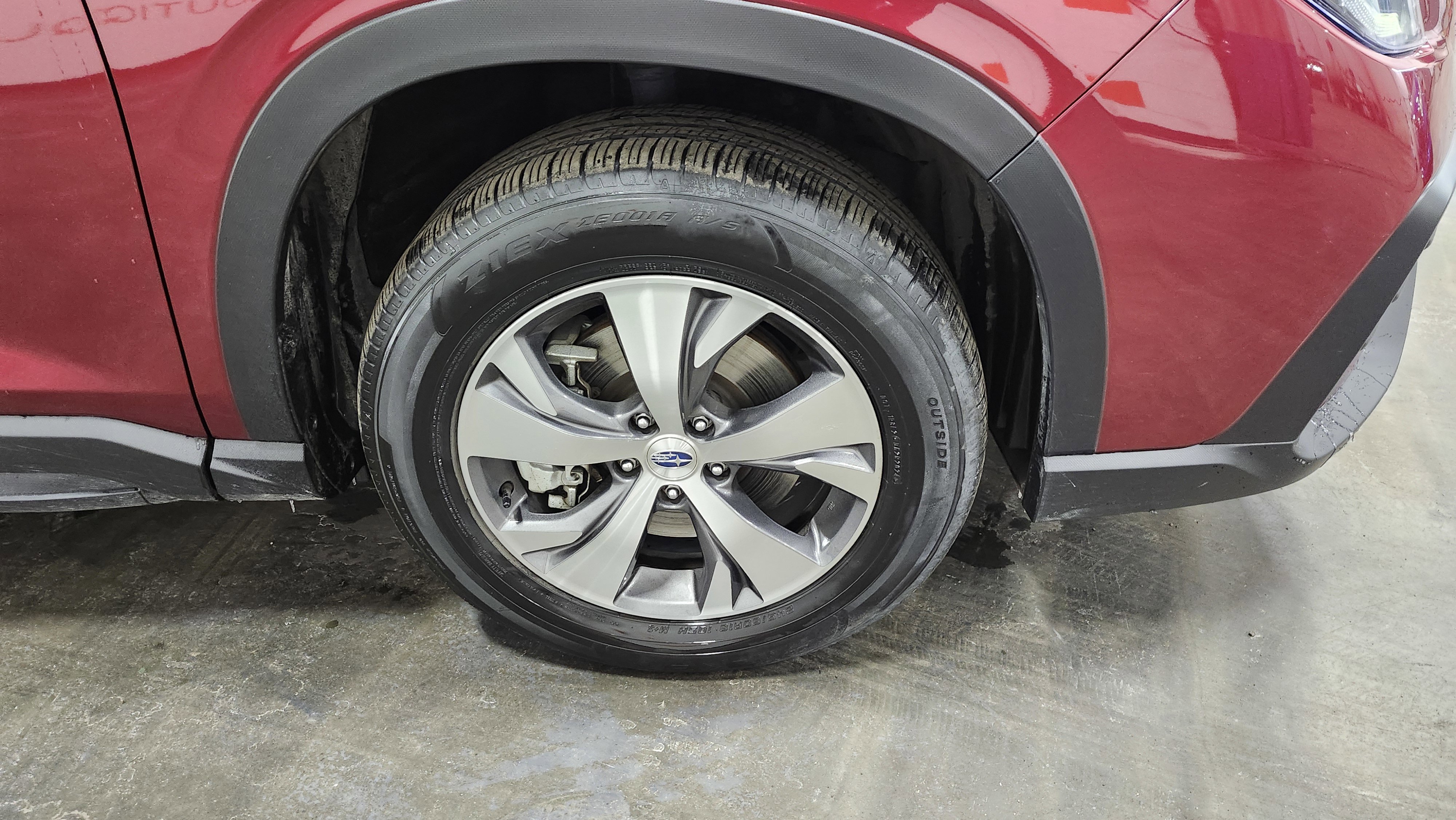 Used 2025 Subaru Ascent Premium image 12