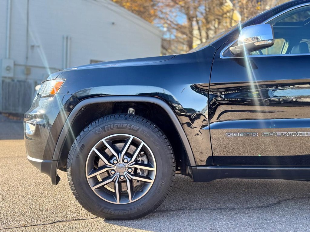 Used 2021 Jeep Grand Cherokee Limited image 10