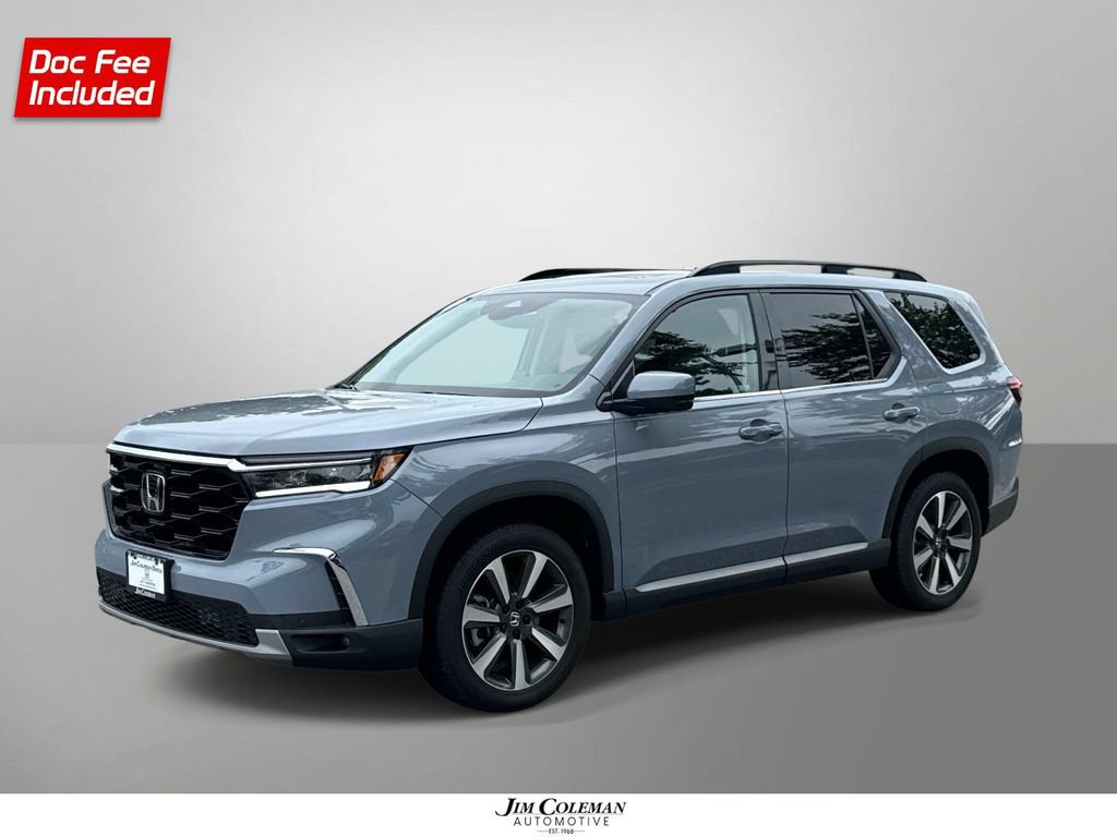 Certified 2025 Honda Pilot Touring