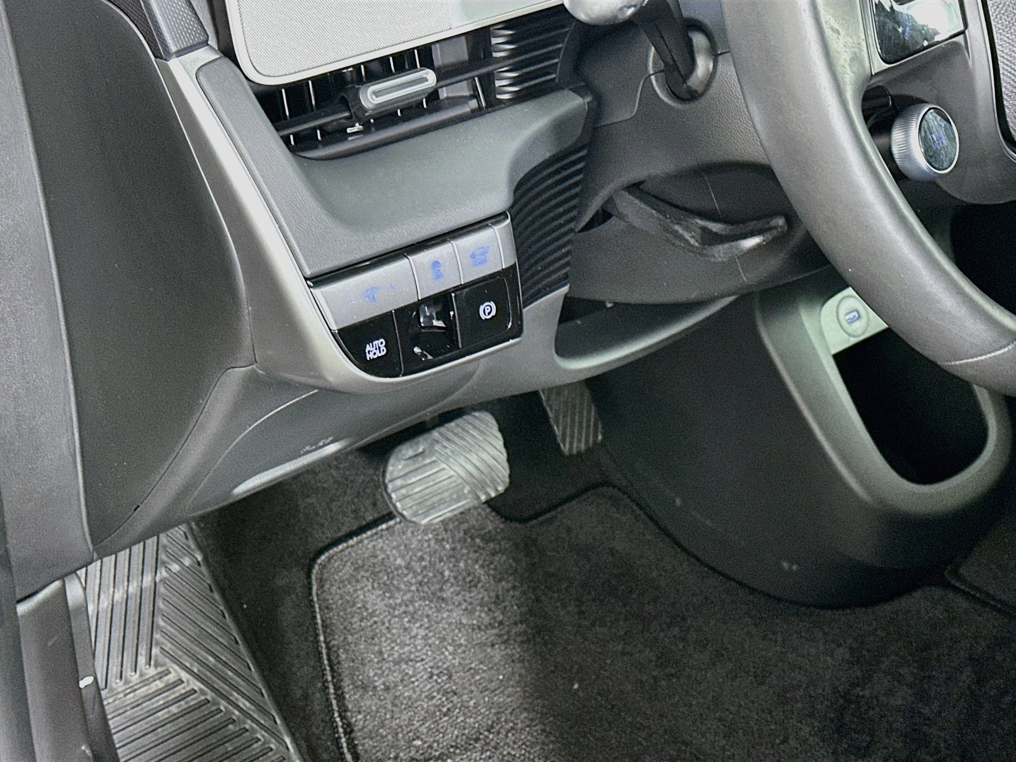Used 2024 Hyundai Ioniq 5 SEL RWD image 17
