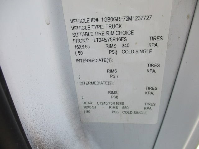 Used 2021 Chevrolet Express 3500 w/ Power Convenience Package RWD image 17