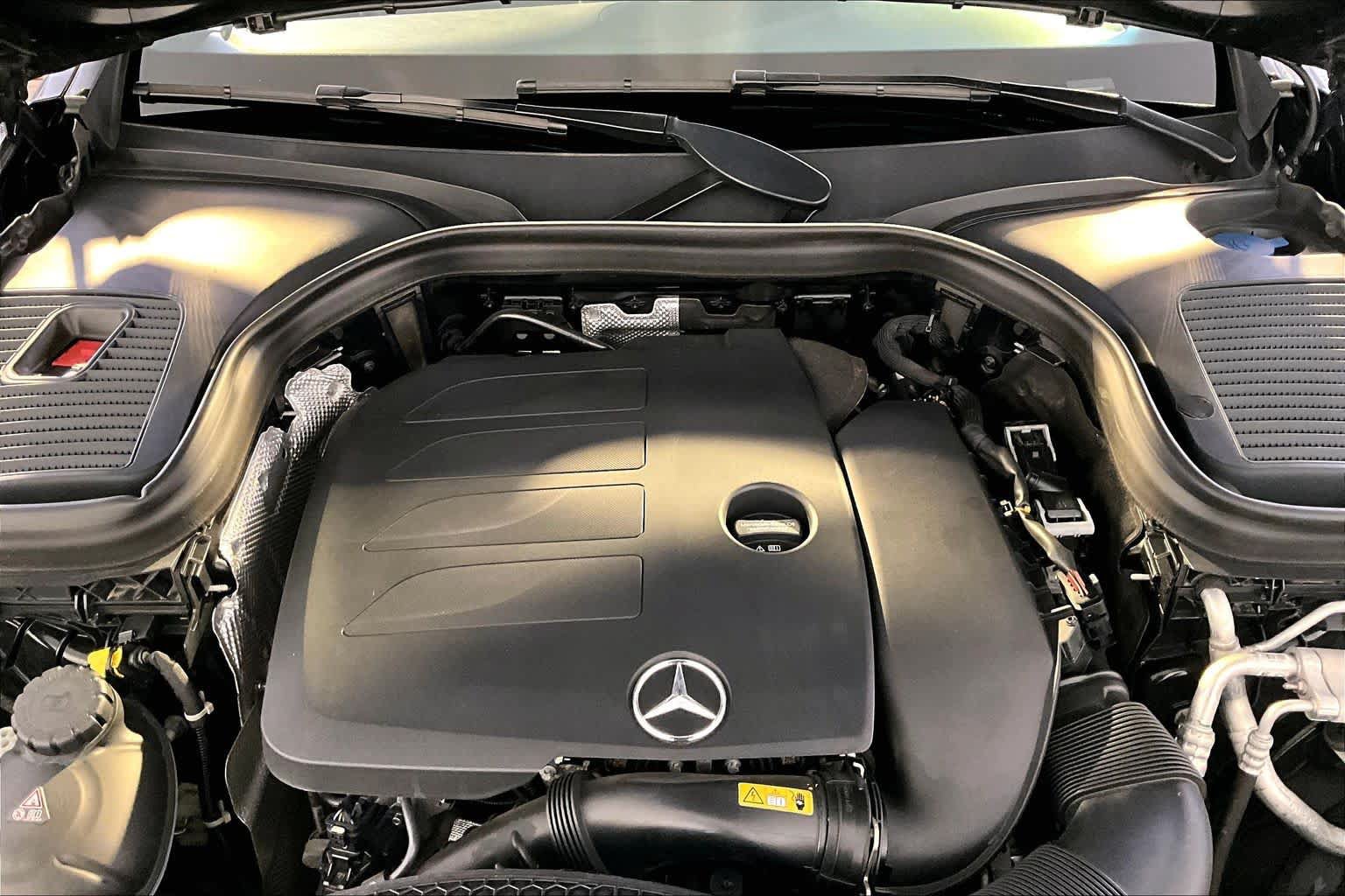 Used 2020 Mercedes-Benz GLC 300 4MATIC image 30