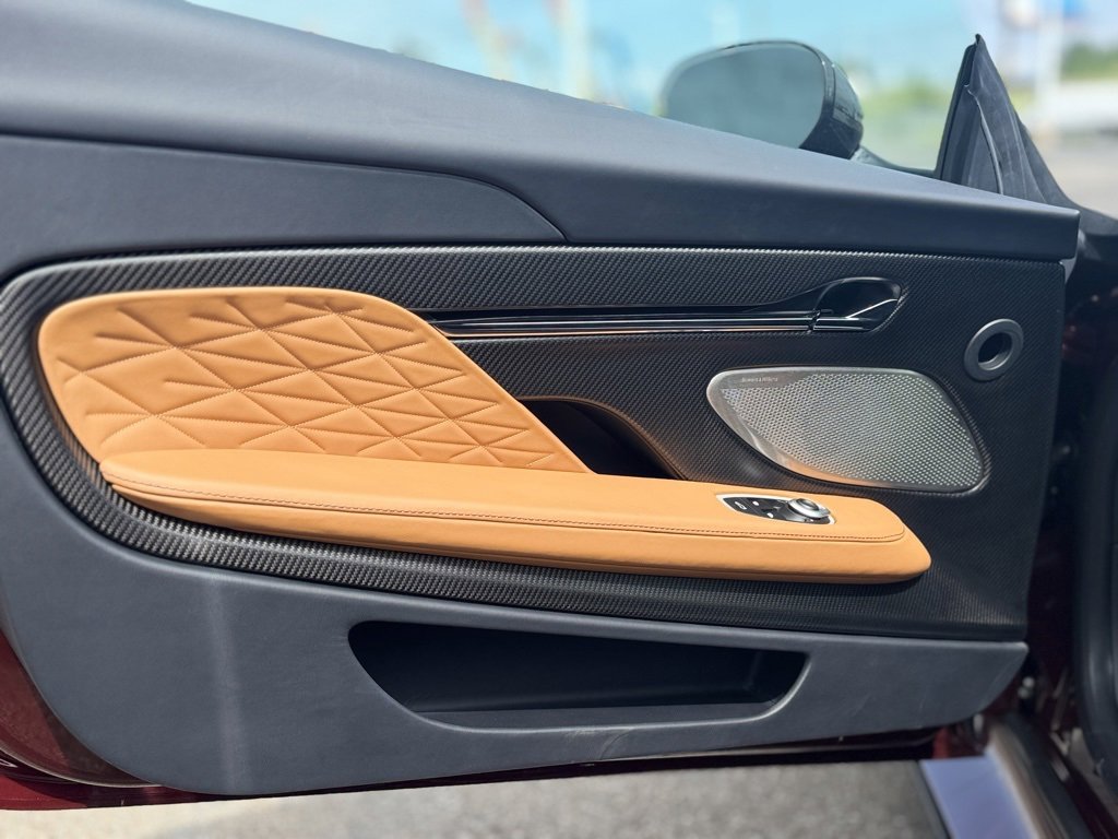 Used 2025 Aston Martin DB12 Coupe image 10