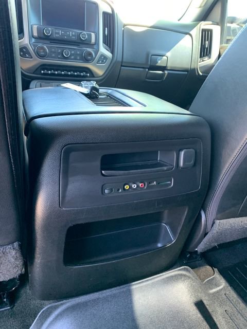 Used 2016 GMC Sierra 3500 Denali w/ Duramax Plus Package AWD/4WD image 16
