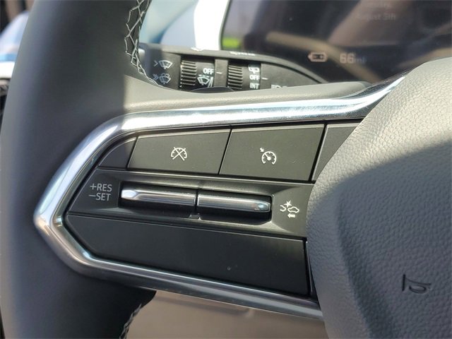 New 2025 Chevrolet Equinox EV LT image 22