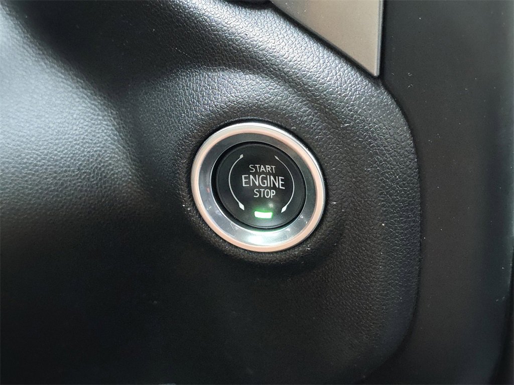 Used 2019 Chevrolet Silverado 1500 RST w/ All-Star Edition image 23