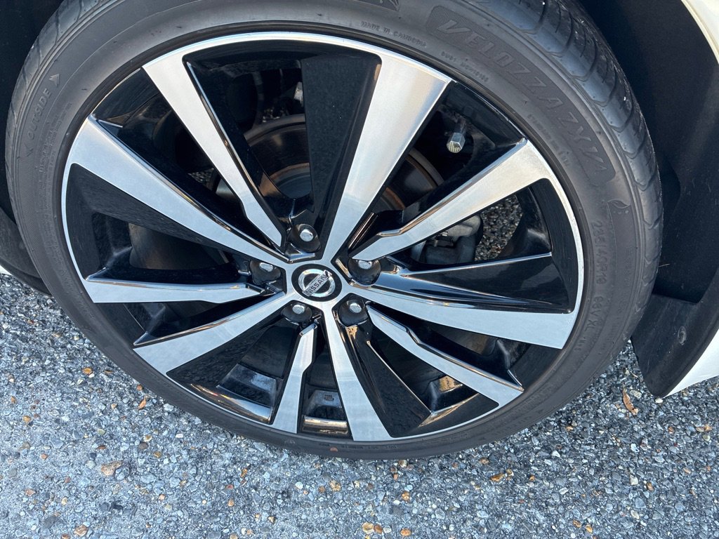 Used 2019 Nissan Altima 2.5 Platinum image 5