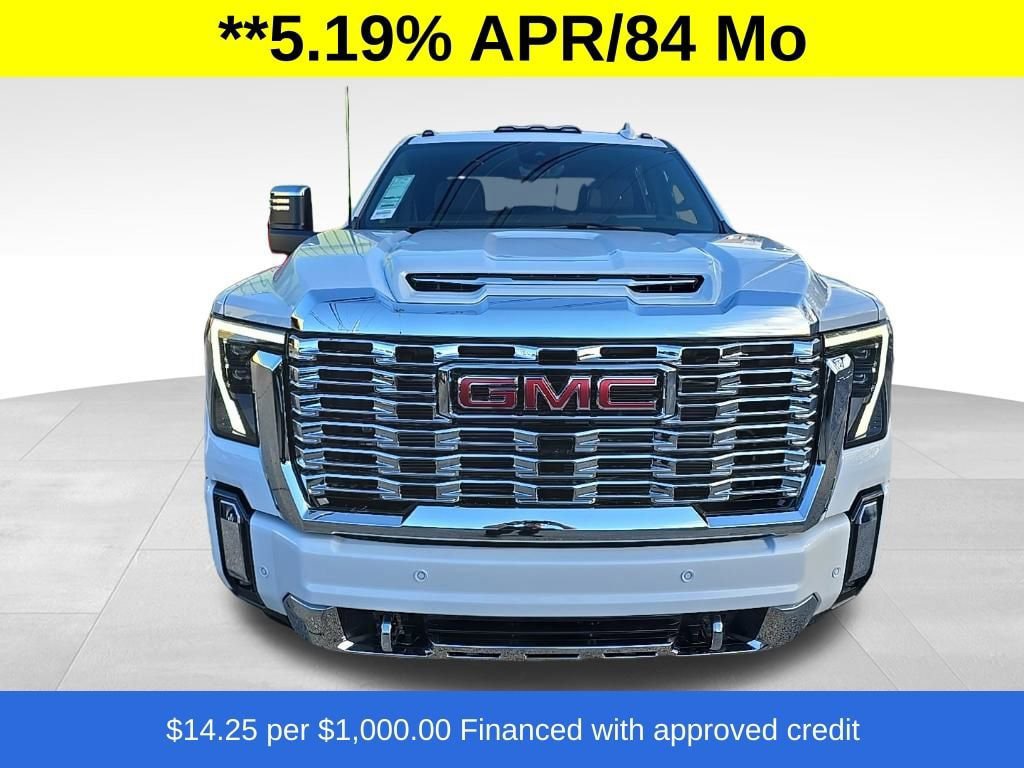 New 2026 GMC Sierra 3500 Denali w/ Denali Reserve Package AWD/4WD image 2