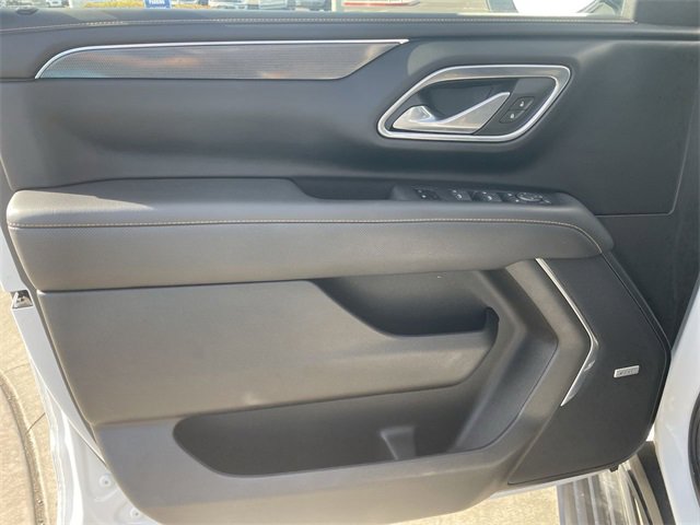 Used 2023 GMC Yukon XL AT4 w/ AT4 Premium Plus Package image 23