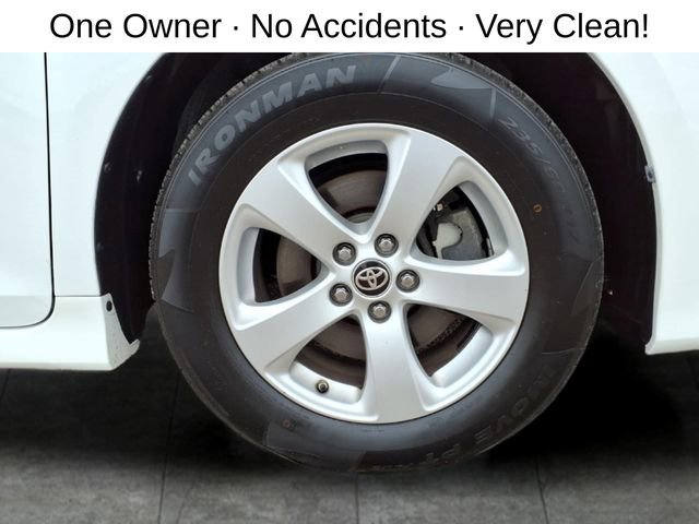 Used 2020 Toyota Sienna L FWD image 9