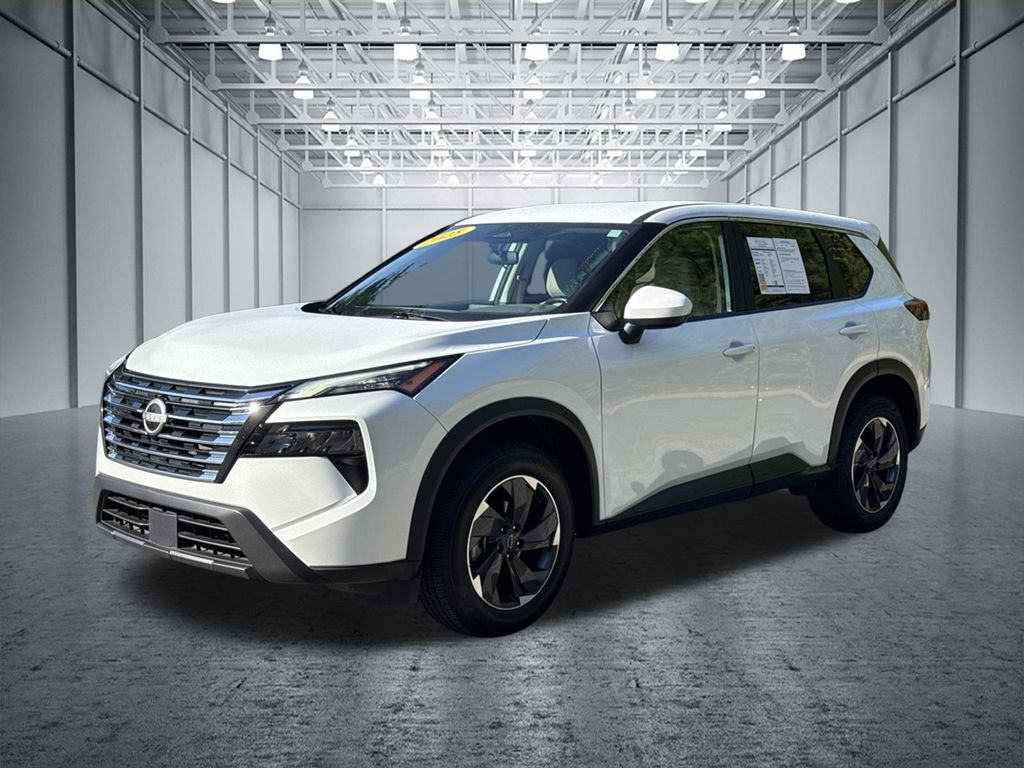 Certified 2025 Nissan Rogue SV FWD image 3