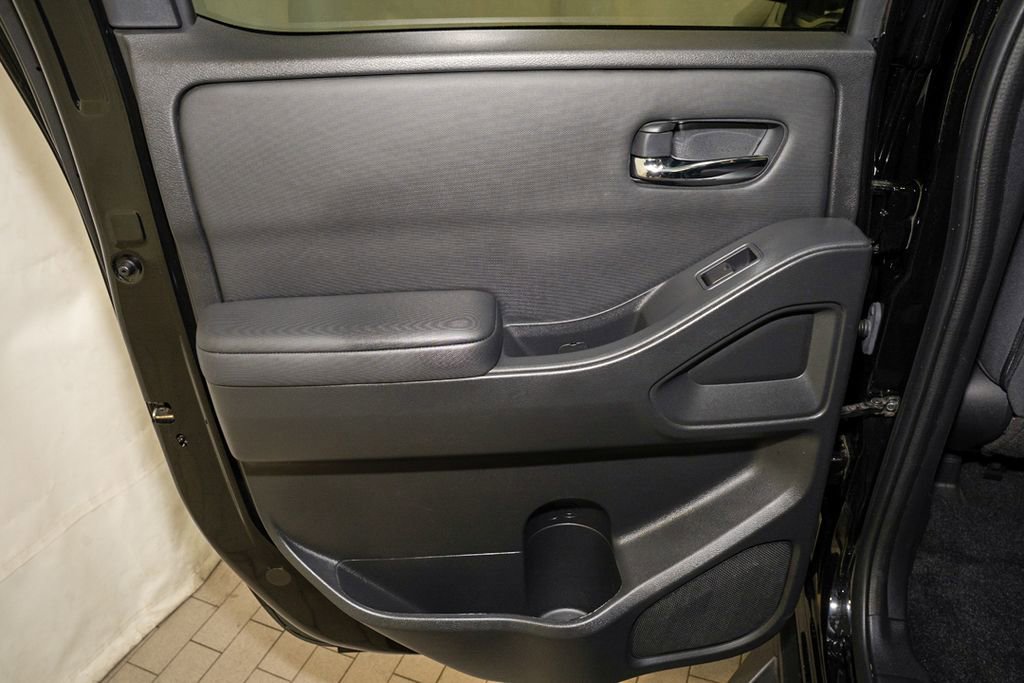 Certified 2023 Nissan Frontier SV w/ Technology Package image 9