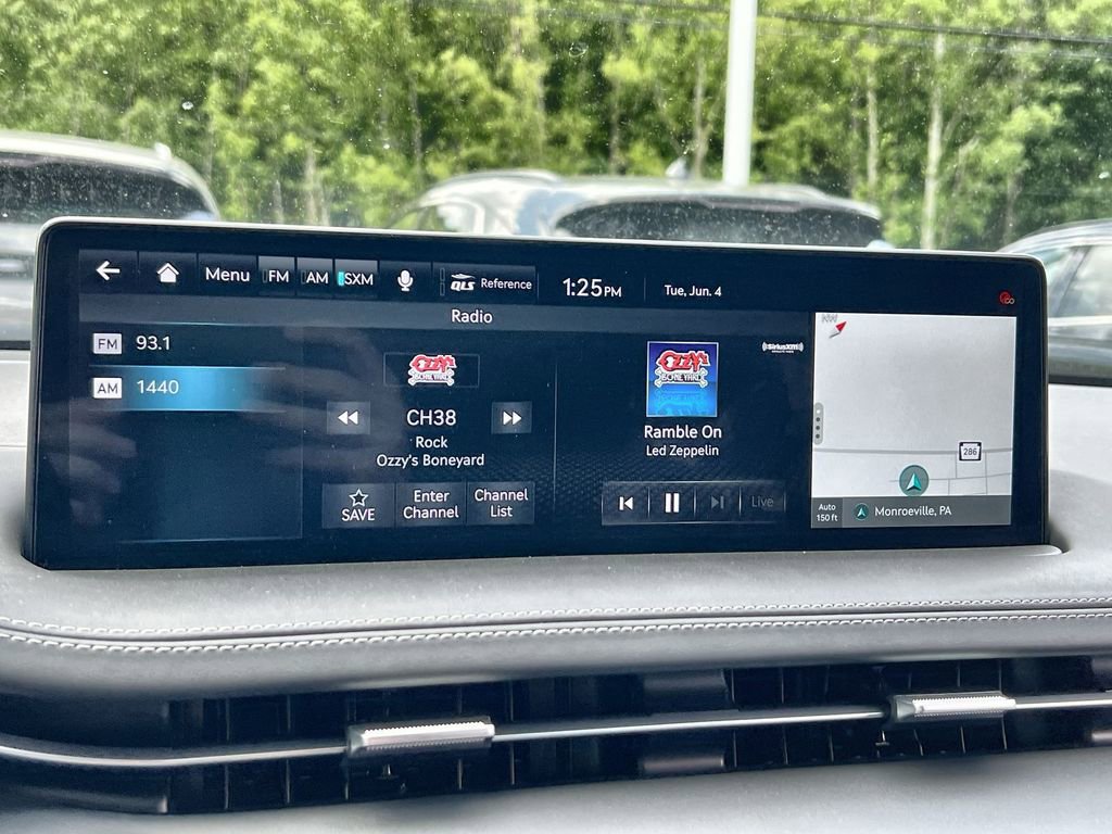 Used 2025 Genesis GV70 3.5T Sport w/ Sport Advanced Package image 16