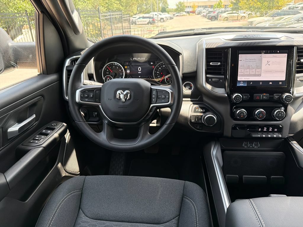 New 2026 RAM 1500 Express AWD/4WD image 32