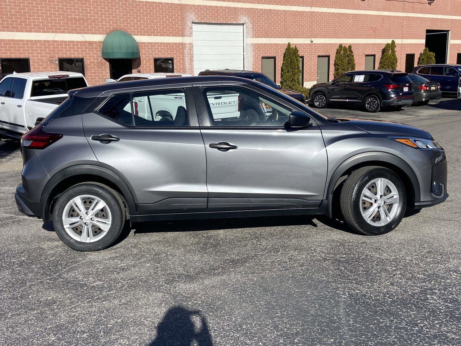 Used 2024 Nissan Kicks S image 19