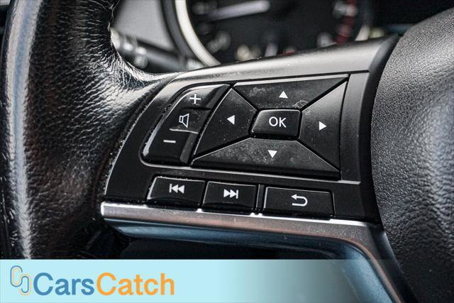 Used 2017 Nissan Rogue SL image 32