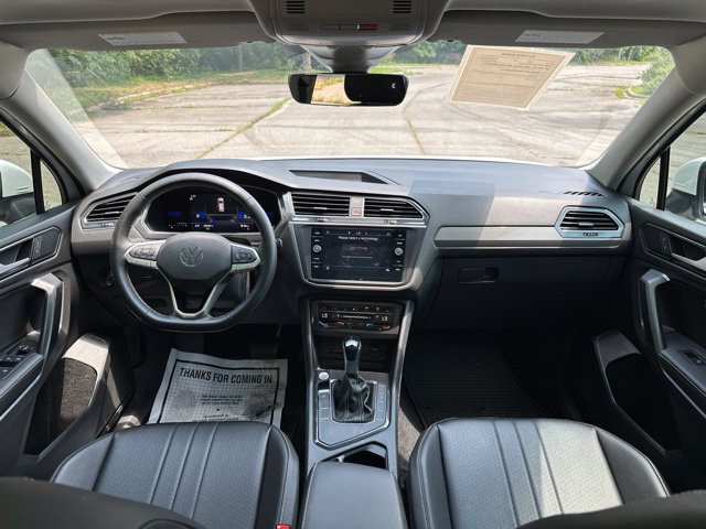 Used 2022 Volkswagen Tiguan SE FWD image 10