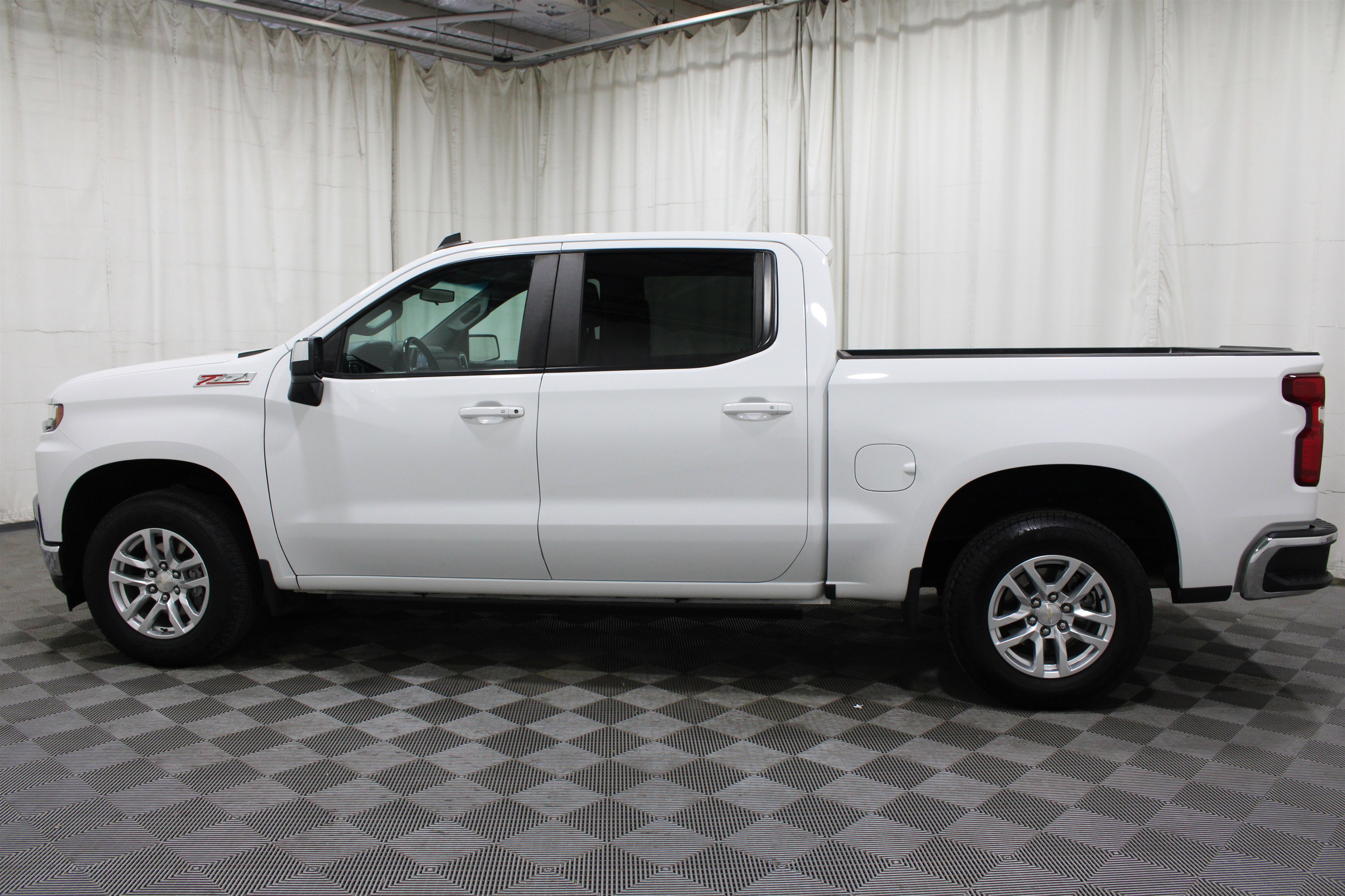 Used 2019 Chevrolet Silverado 1500 LT w/ All-Star Edition image 30