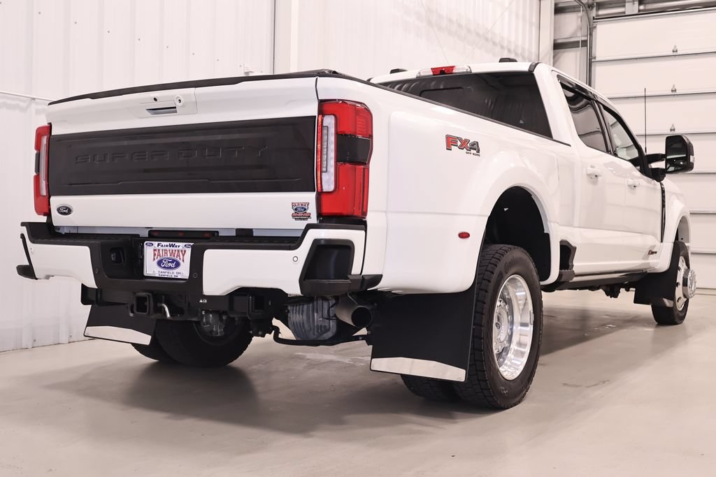 Used 2025 Ford F450 Platinum w/ FX4 Off-Road Package AWD/4WD image 7