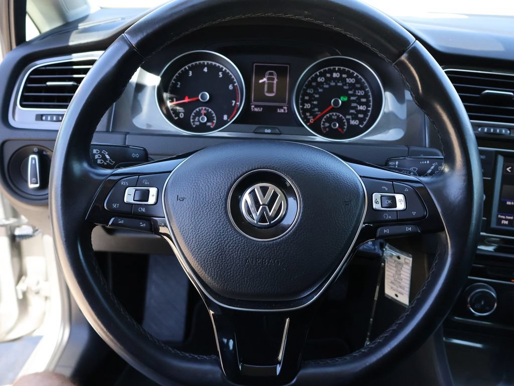Used 2018 Volkswagen Golf S FWD image 23