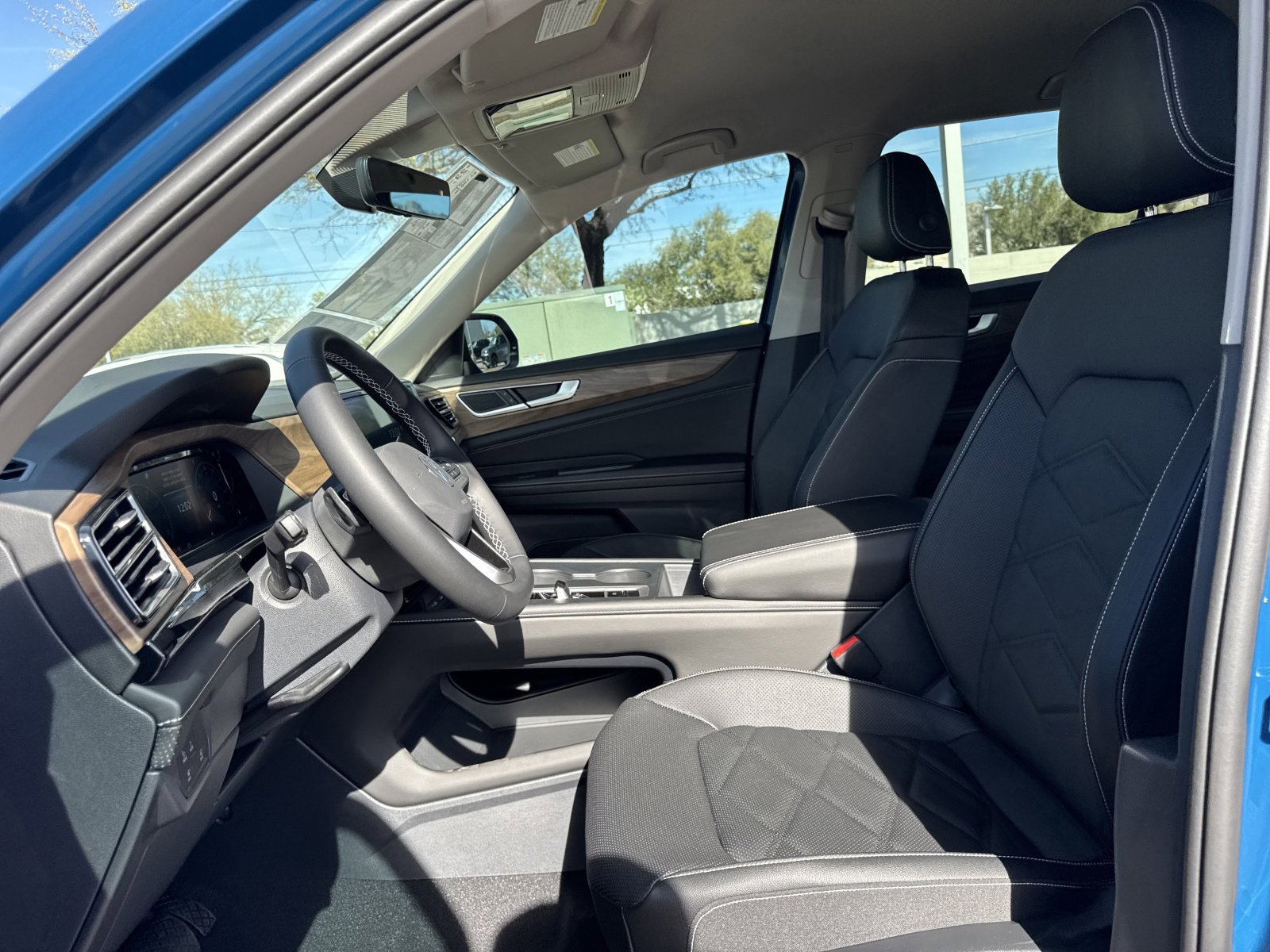 New 2026 Volkswagen Atlas SE image 9