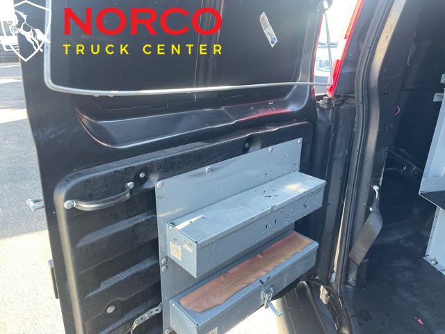 Used 2015 Chevrolet Express 2500 RWD image 7