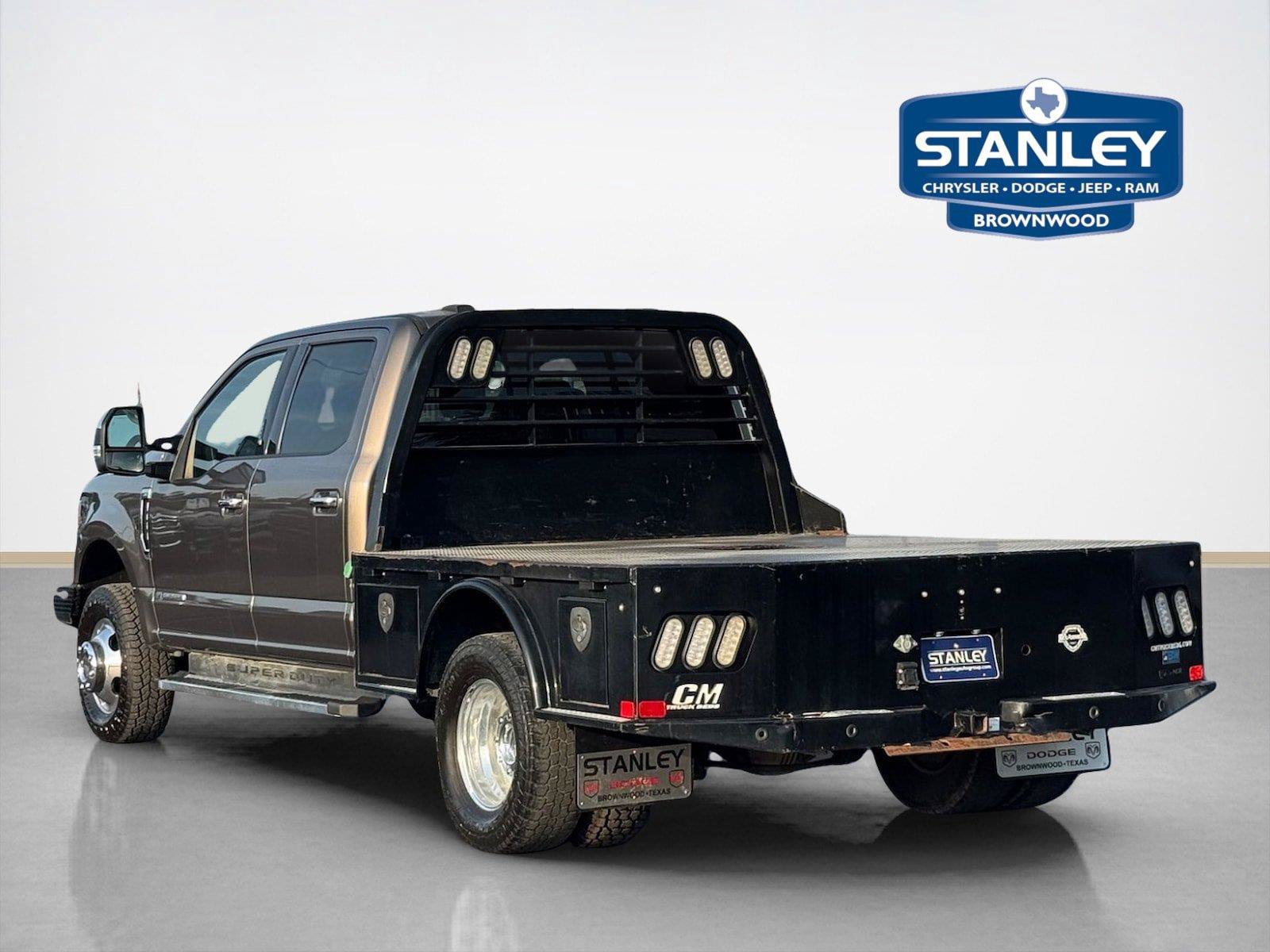 Used 2022 Ford F350 XLT w/ XLT Premium Package AWD/4WD image 5
