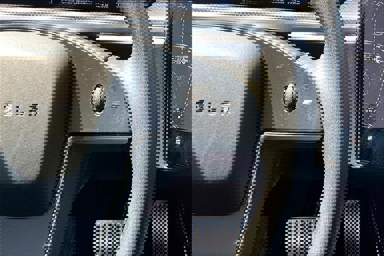 Used 2023 Tesla Model S Plaid image 17