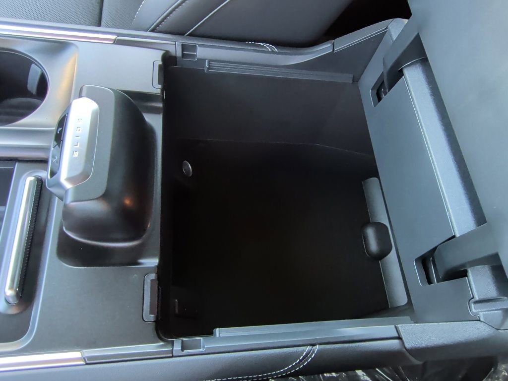 New 2026 Ford Expedition Platinum w/ Stealth Appearance Package image 37