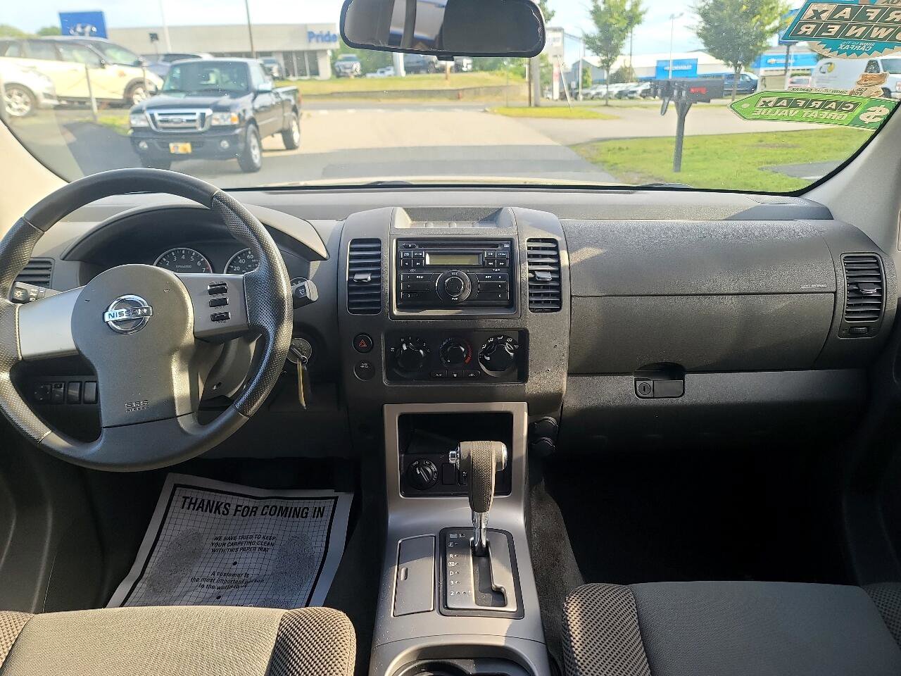 Used 2011 Nissan Pathfinder S image 18