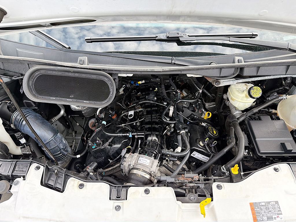 Used 2023 Ford Transit 350 XLT image 14