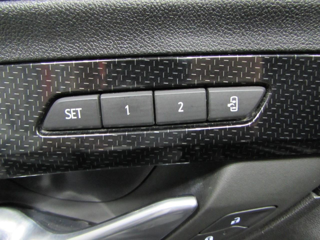 Used 2022 GMC Terrain AT4 image 21